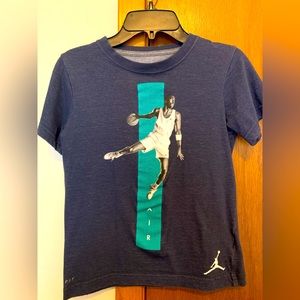 Boys Jordan Dri Fit Shirt sz S